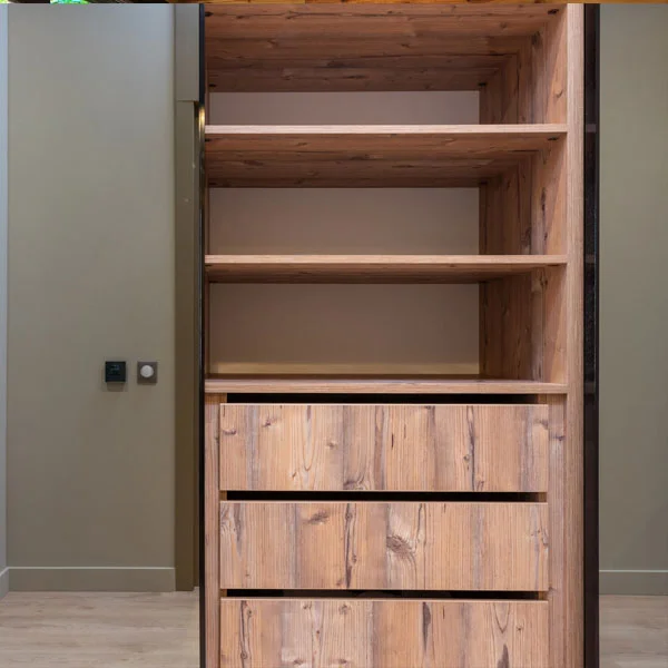 redwood-cabinet-min